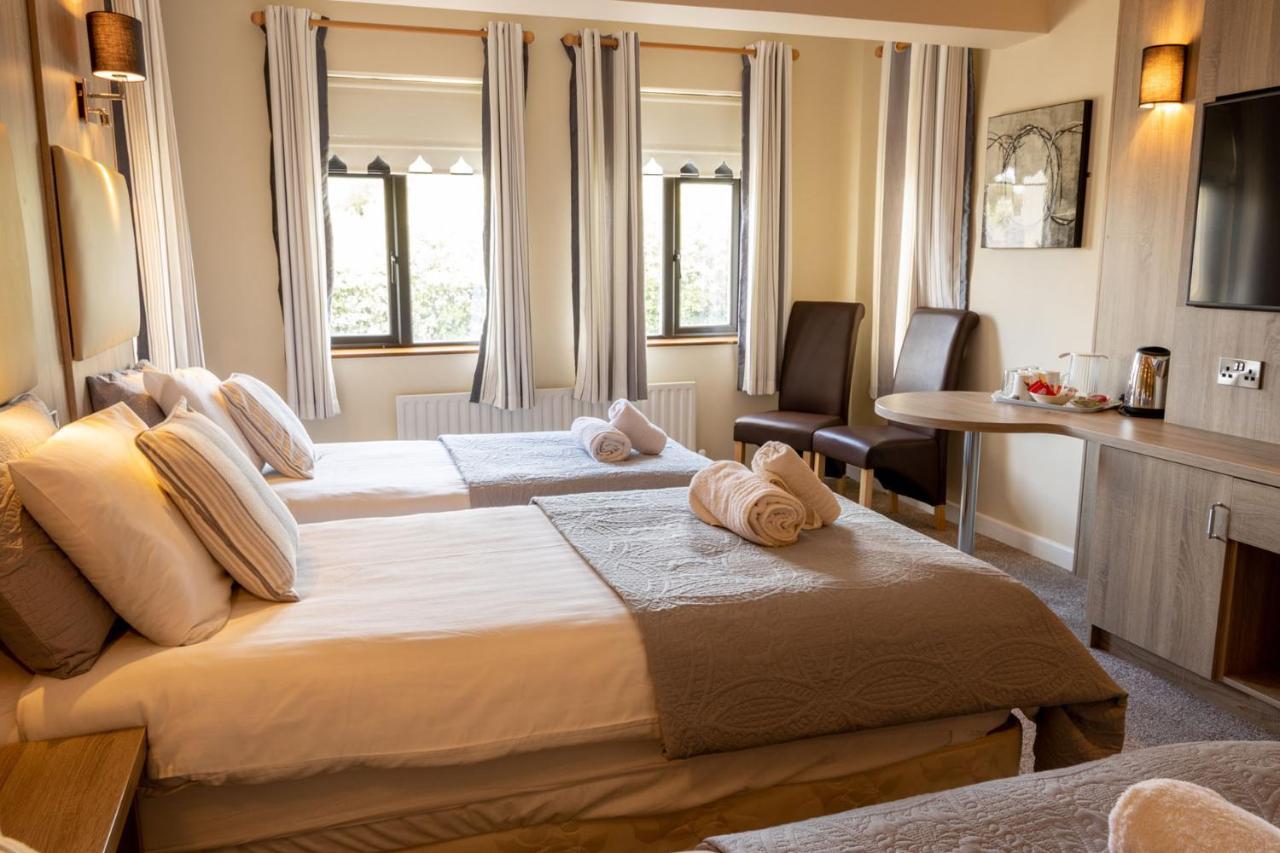 Station House Bed & Breakfast Енистимон Екстериор снимка
