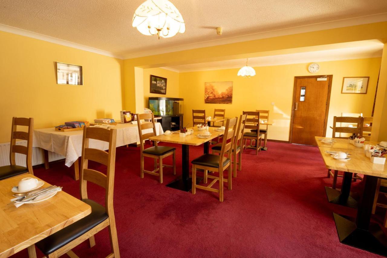 Station House Bed & Breakfast Енистимон Екстериор снимка