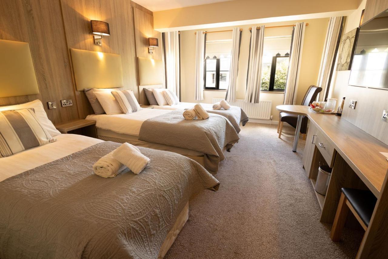Station House Bed & Breakfast Енистимон Екстериор снимка