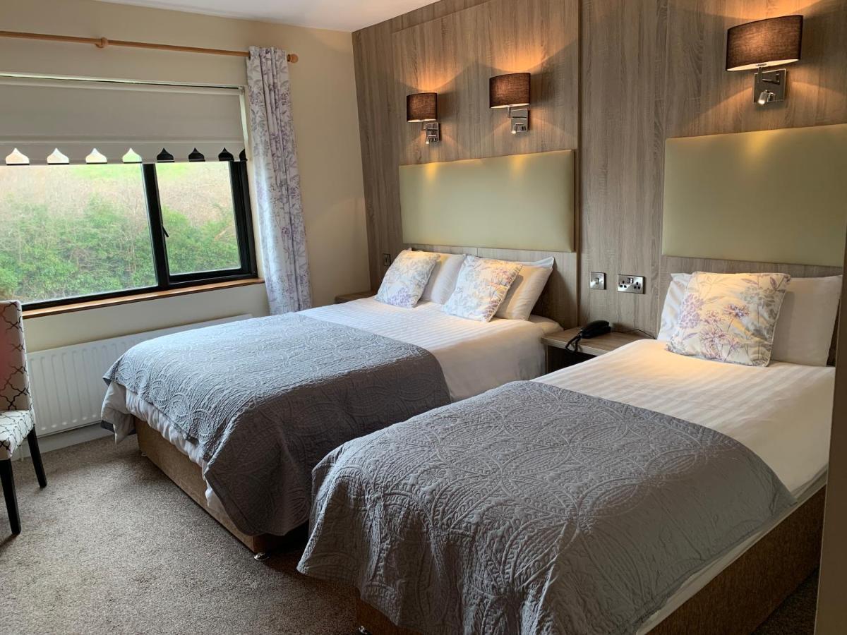 Station House Bed & Breakfast Енистимон Екстериор снимка